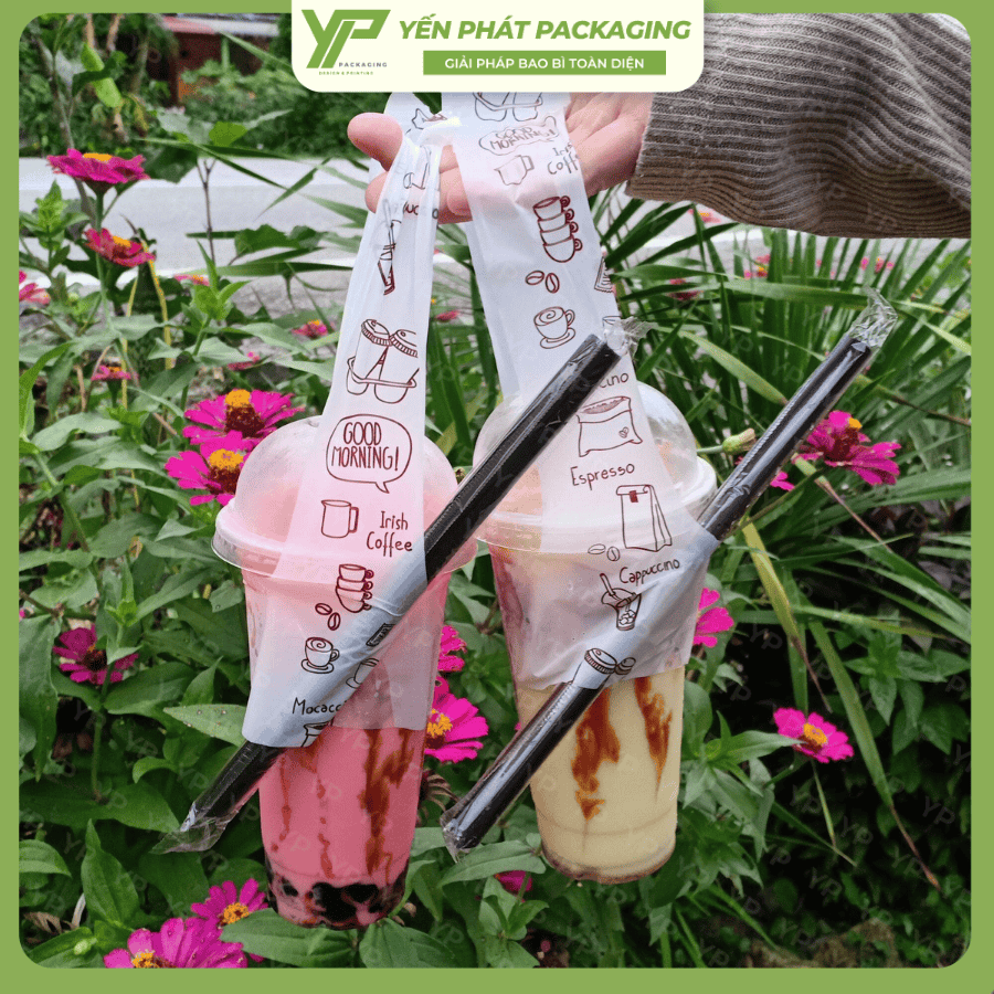 Túi đựng ly chữ T có in ấn giúp thu hút ánh nhìn hơn