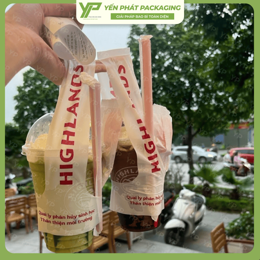 Túi đựng ly chữ T sản xuất từ nhựa sinh học tự hủy, thân thiện môi trường