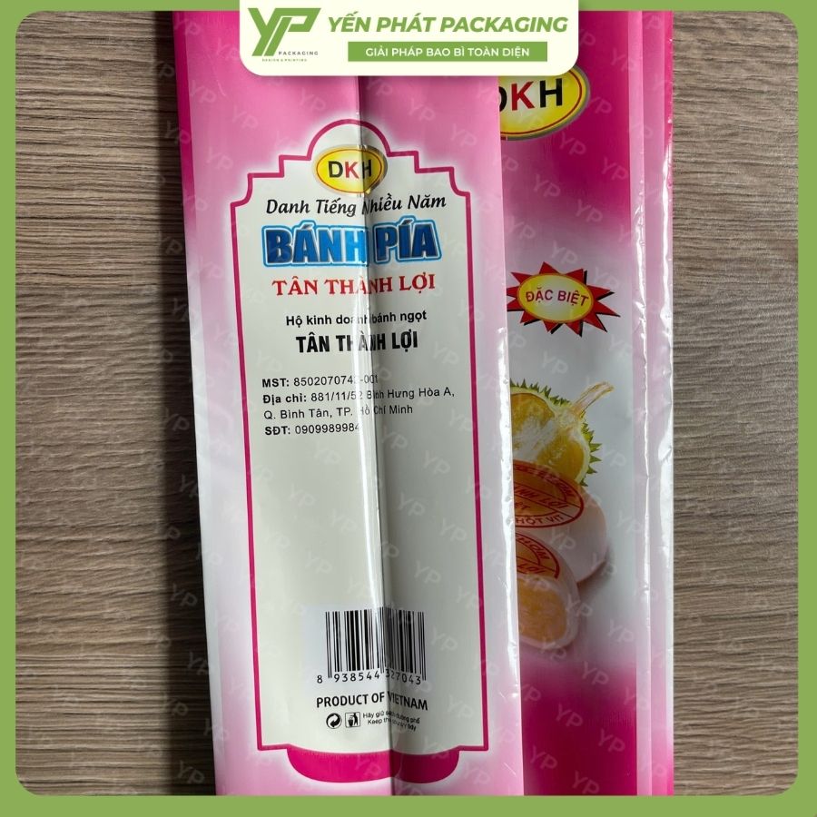 Thông tin trên bao bì bánh pía được in ấn sắc nét