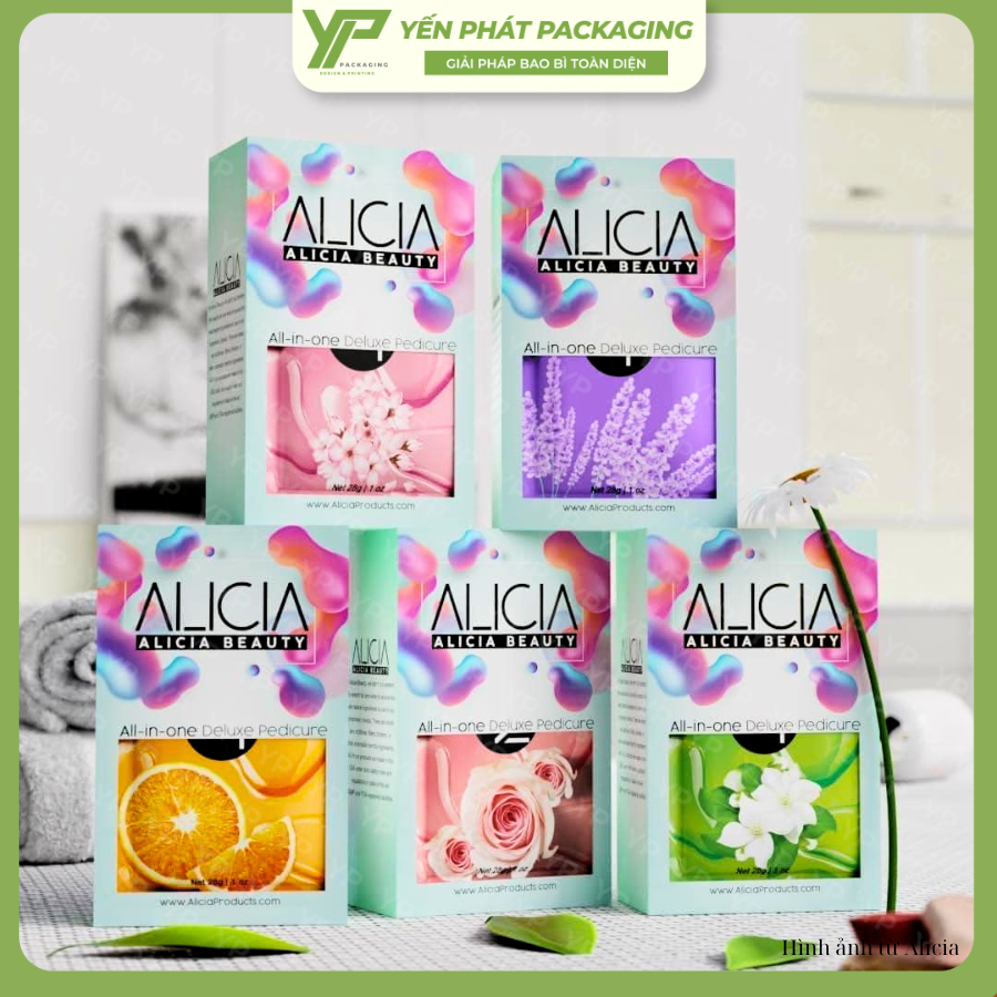 Hộp giấy đựng set 4 bước dưỡng da của thương hiệu Alicia