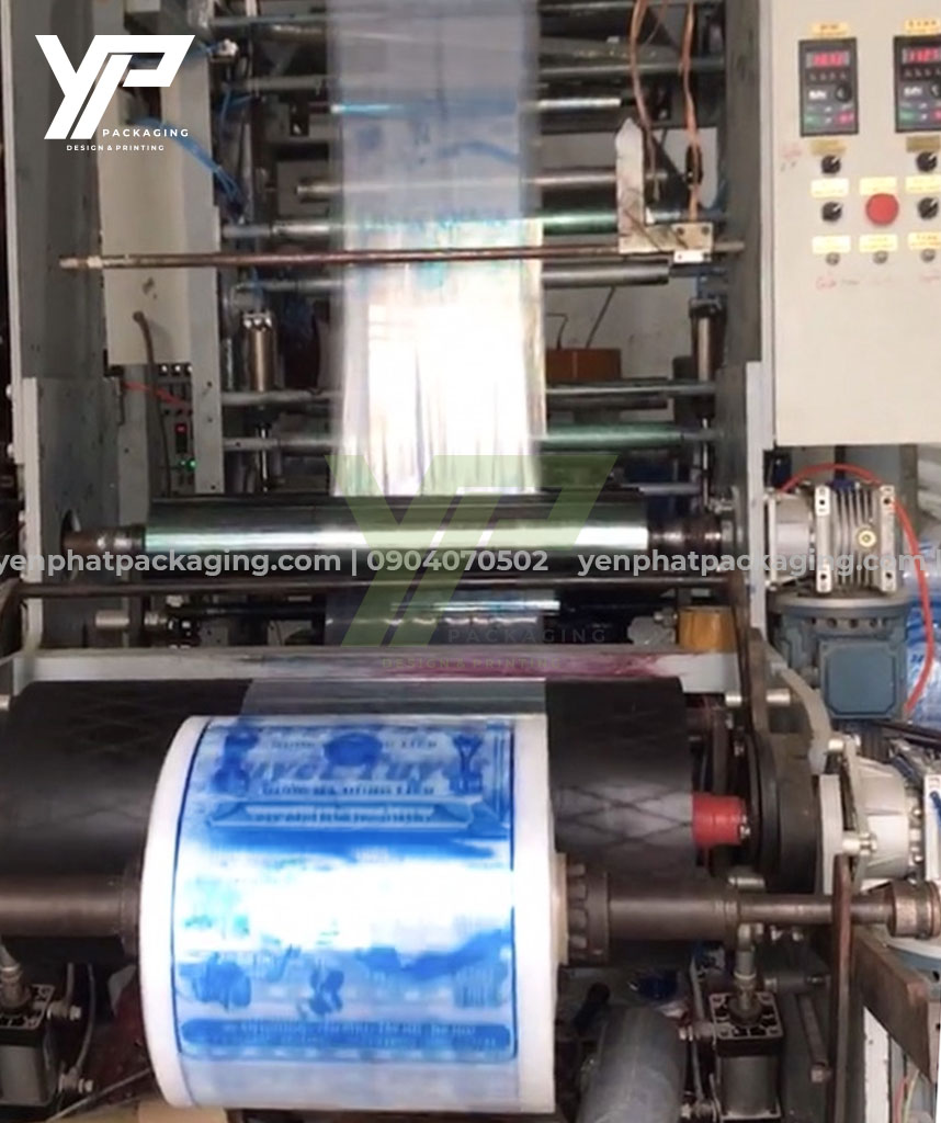 Xưởng in Yến Phát sản xuất túi đựng đá viên theo yêu cầu