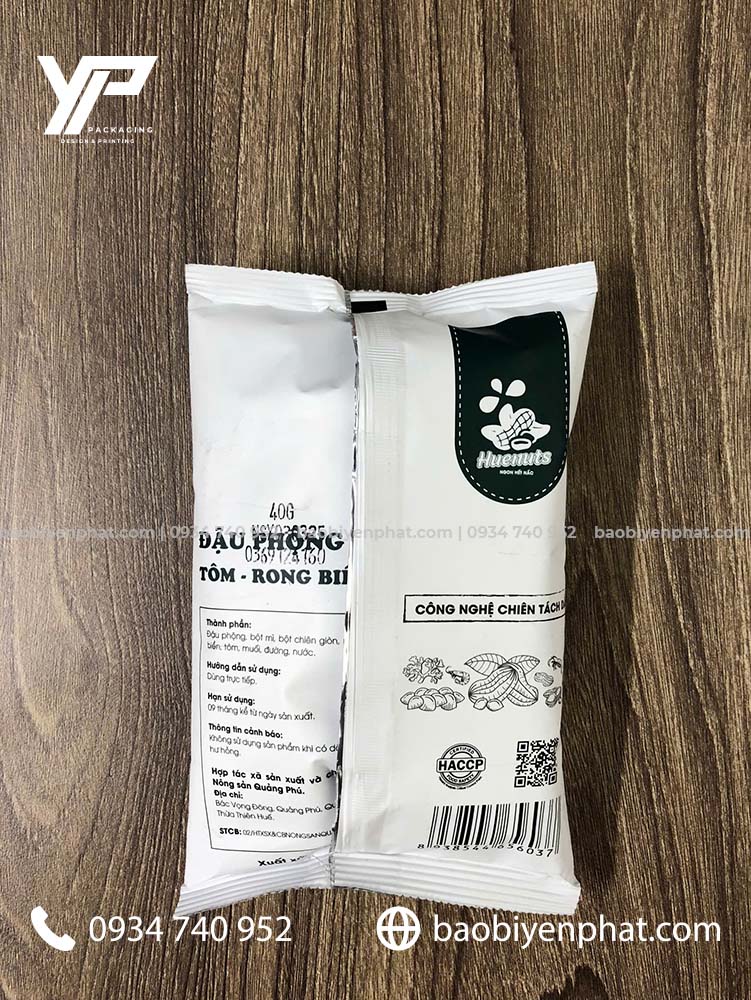 Mẫu túi hàn lưng giữa cho bao bì bánh kẹo ăn vặt