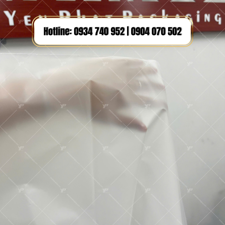 Chất liệu lụa mờ của túi zip khóa kéo